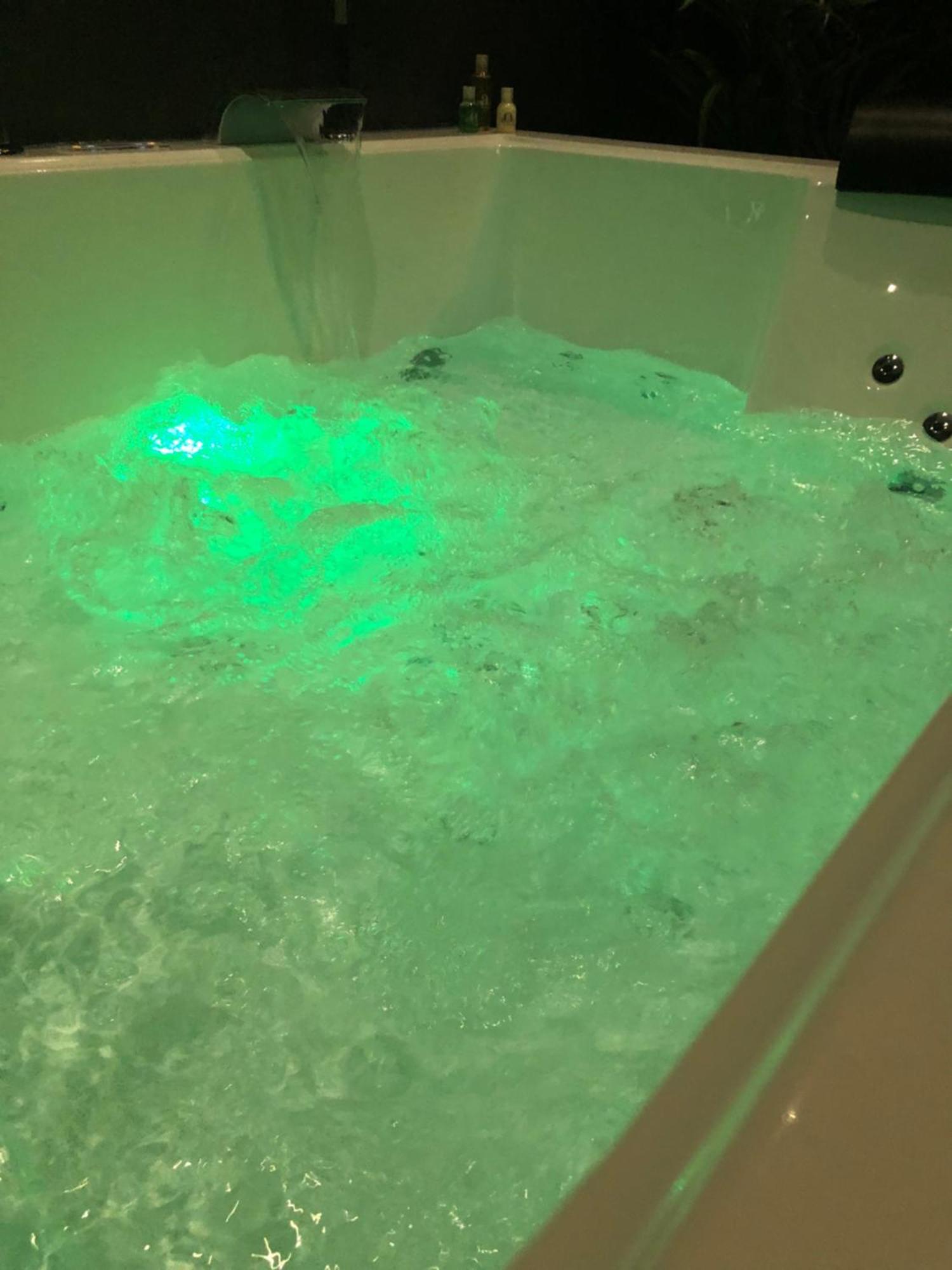 Appart-Hotel De Standing Avec Jacuzzi Privatisable En Option Périgueux Exterior foto